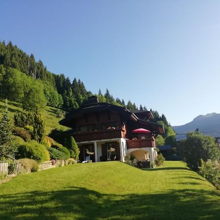 Chambres En Chalet Petit Dejeuner Inclus La Cote d'Arbroz Екстер'єр фото